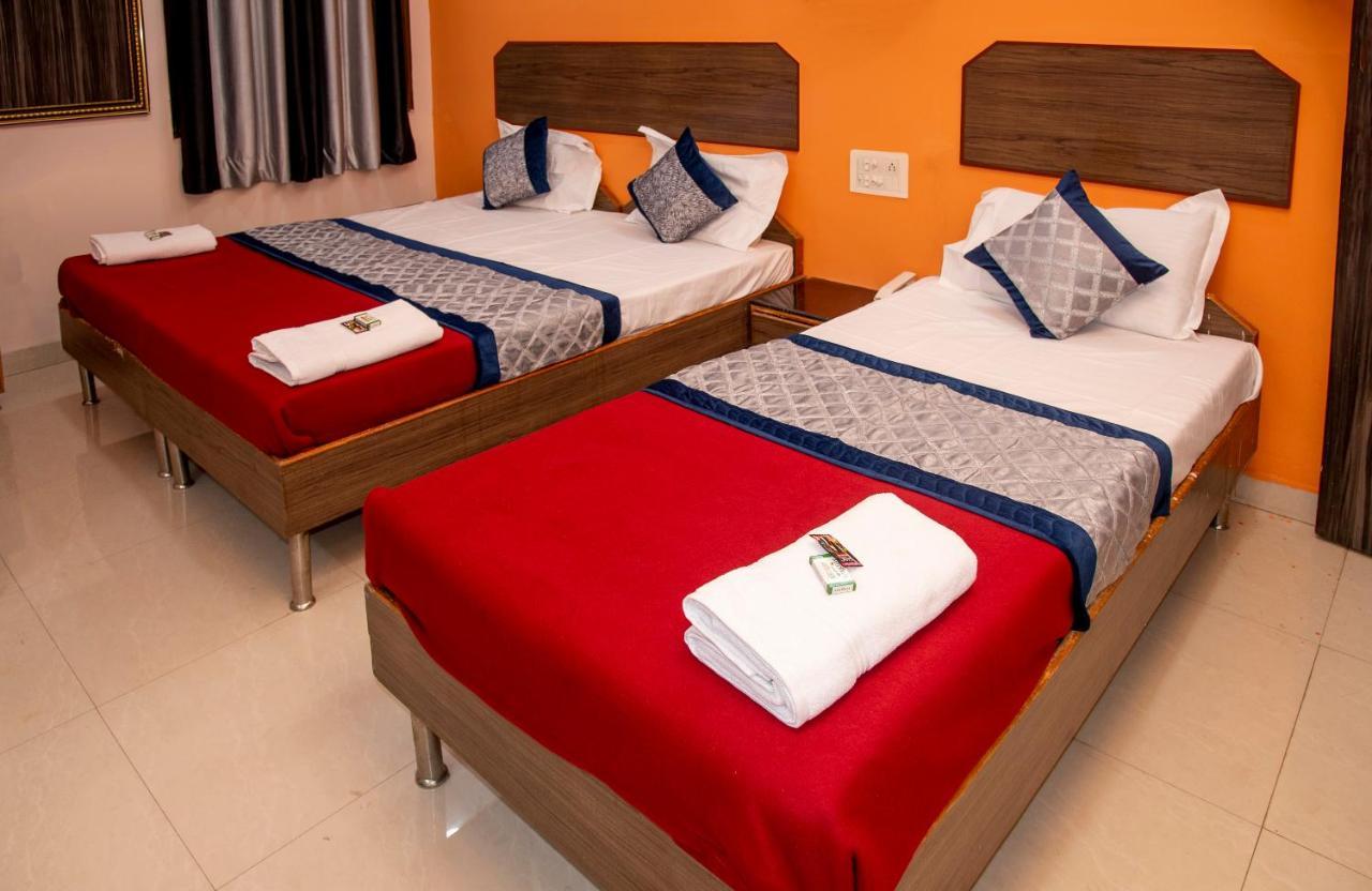 Vrindavan Comfort Inn Hyderabad Exterior foto